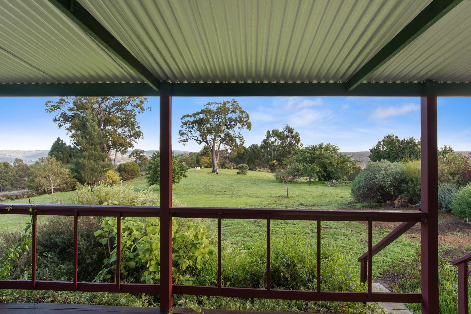 Shambhala Guesthouse Kangaroo Gully Ruang foto