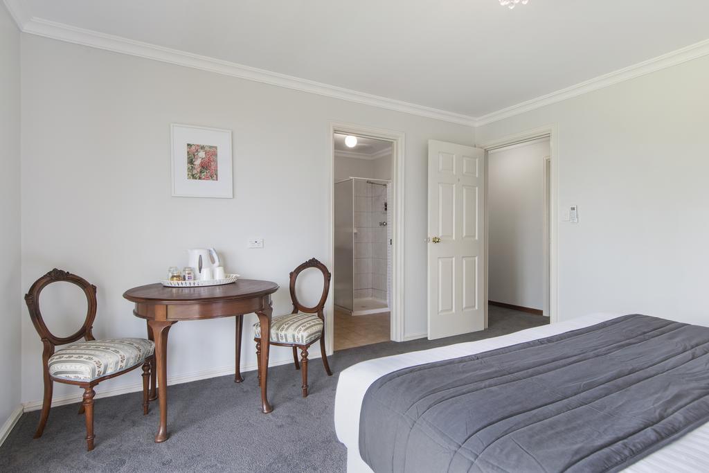 Shambhala Guesthouse Kangaroo Gully Bagian luar foto