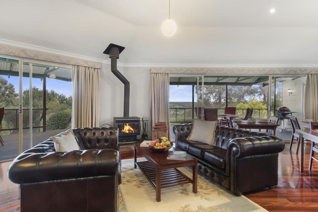 Shambhala Guesthouse Kangaroo Gully Bagian luar foto