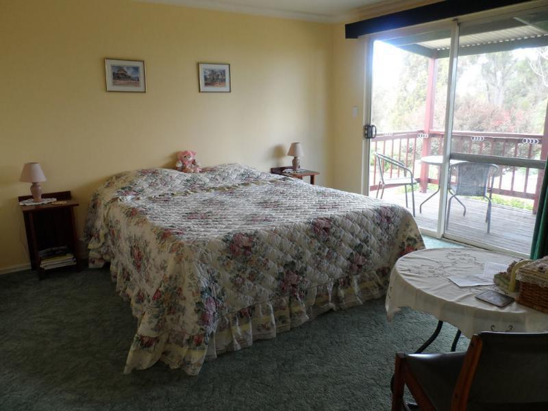 Shambhala Guesthouse Kangaroo Gully Bagian luar foto