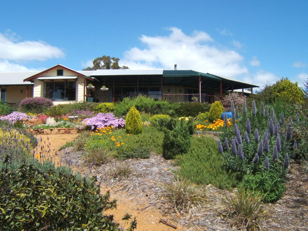 Shambhala Guesthouse Kangaroo Gully Bagian luar foto