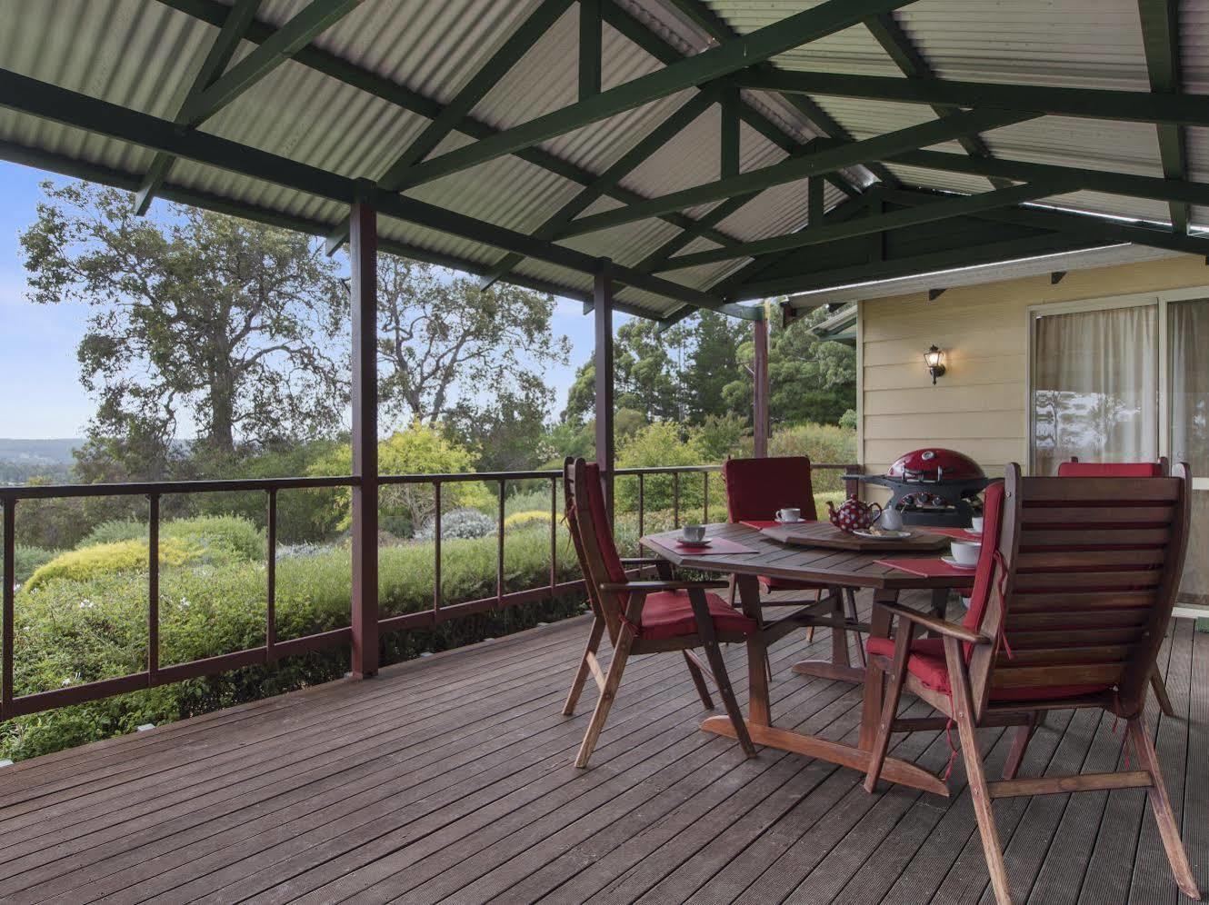 Shambhala Guesthouse Kangaroo Gully Bagian luar foto