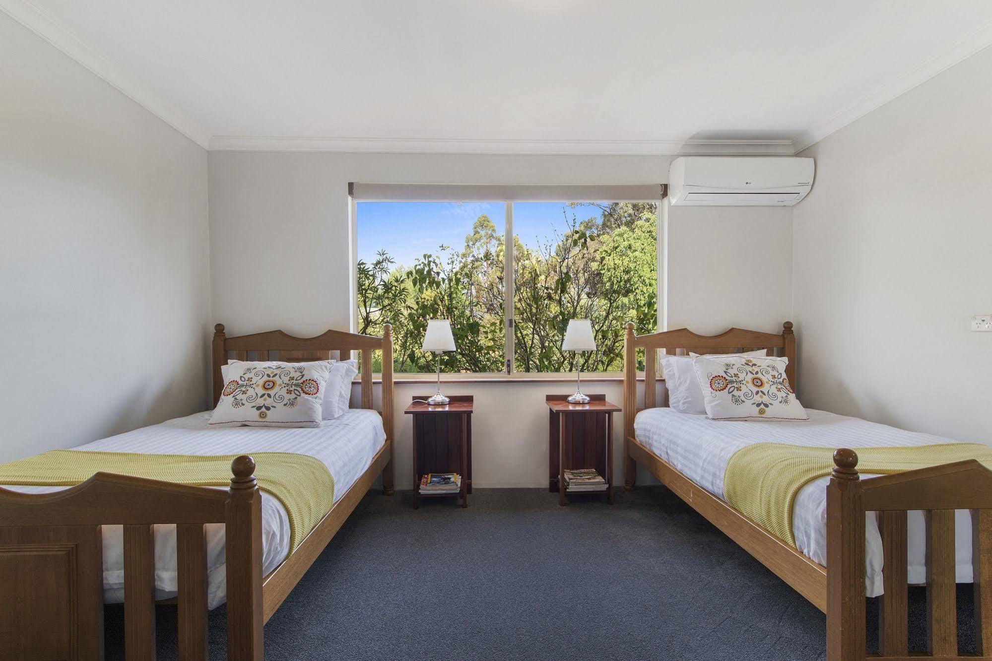 Shambhala Guesthouse Kangaroo Gully Bagian luar foto